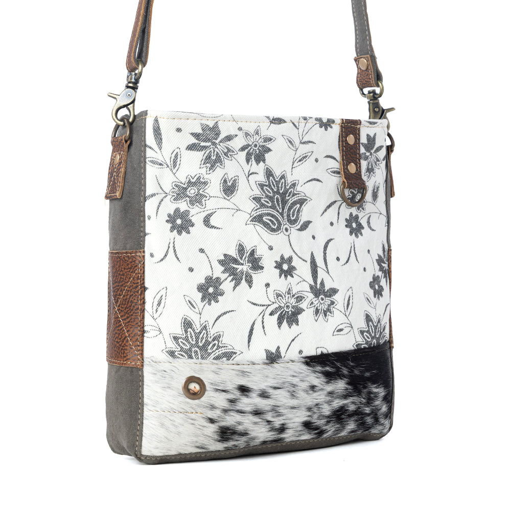 Albino Shoulder Bag