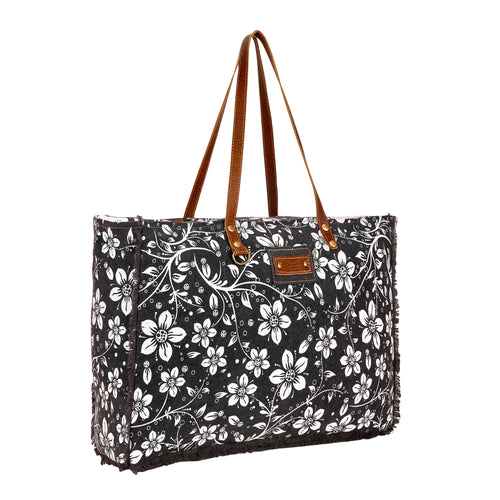 Chalky Weekender Bag in charcoal with floral print