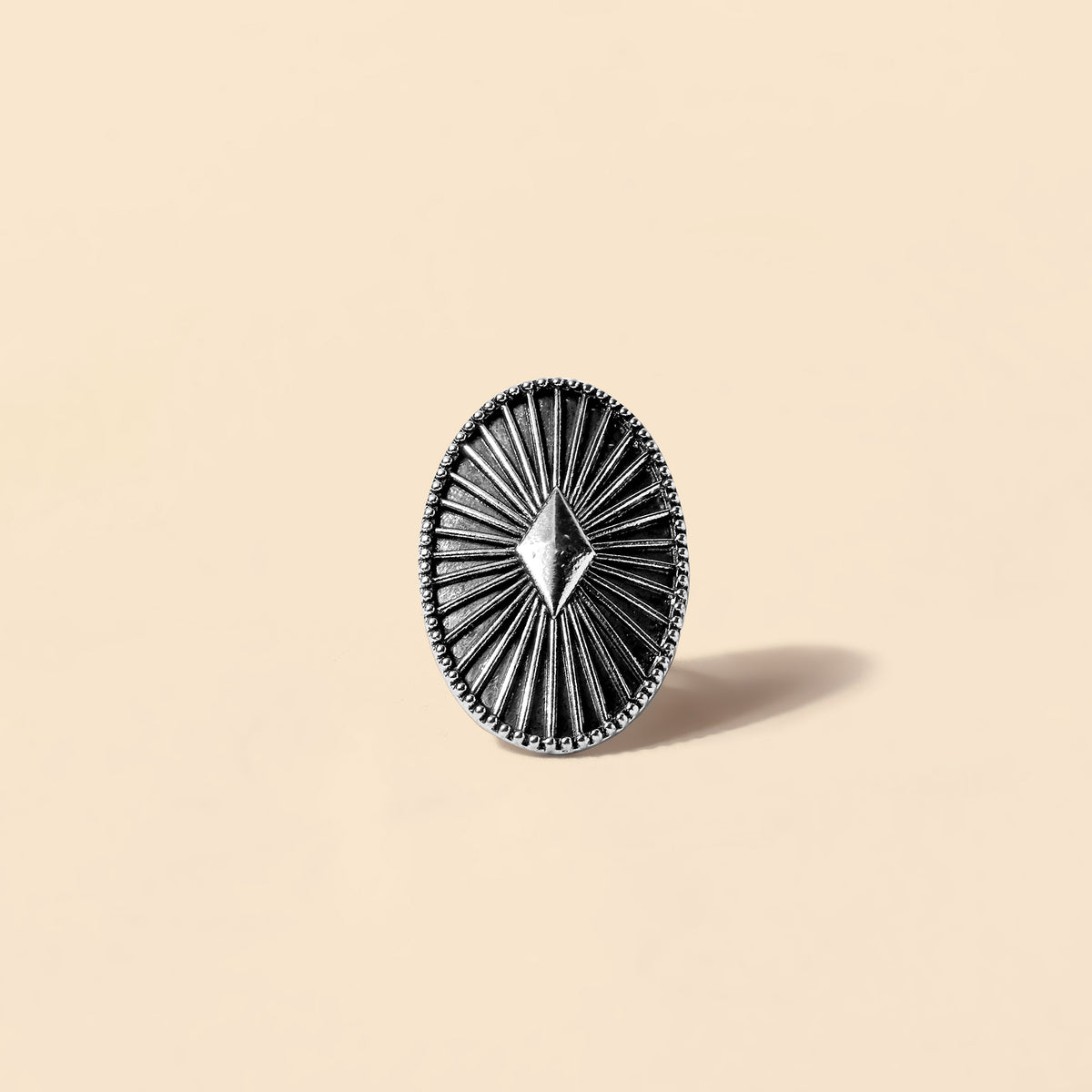 Wagonwheel Ring in Ash Gray