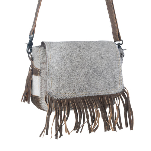 SIMPLISTIC SHOULDER BAG