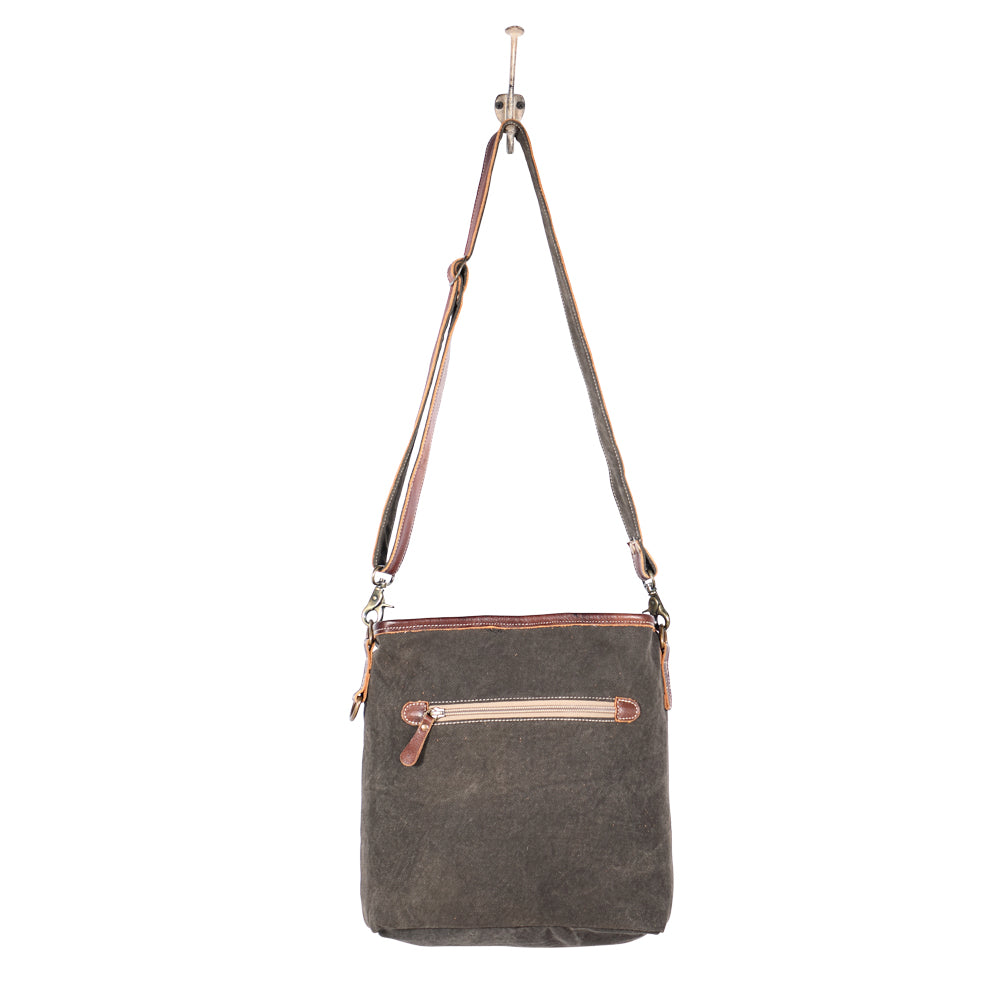 Grandeur Shoulder Bag