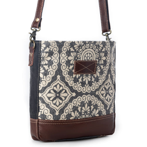 Freaky Shoulder Bag