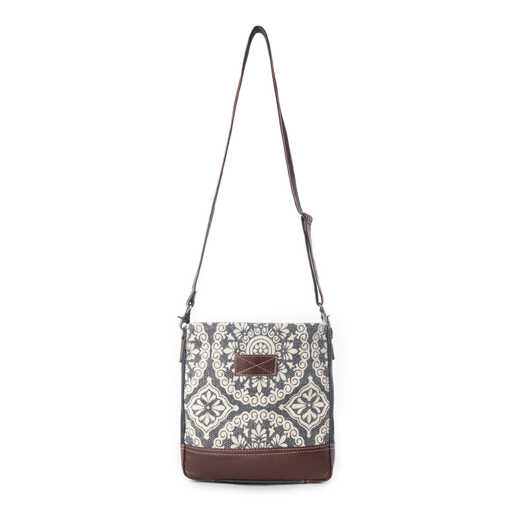 Freaky Shoulder Bag