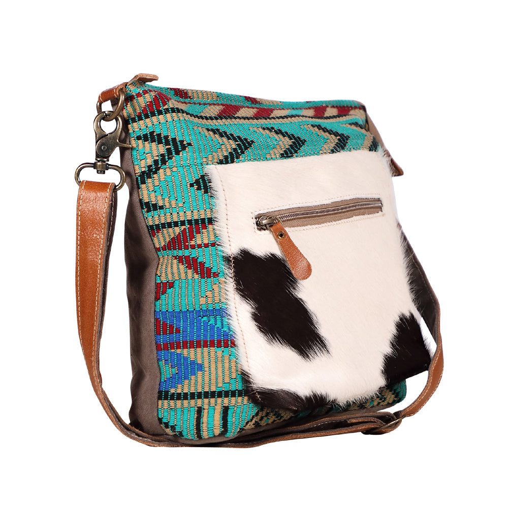 Wanderer Shoulder Bag