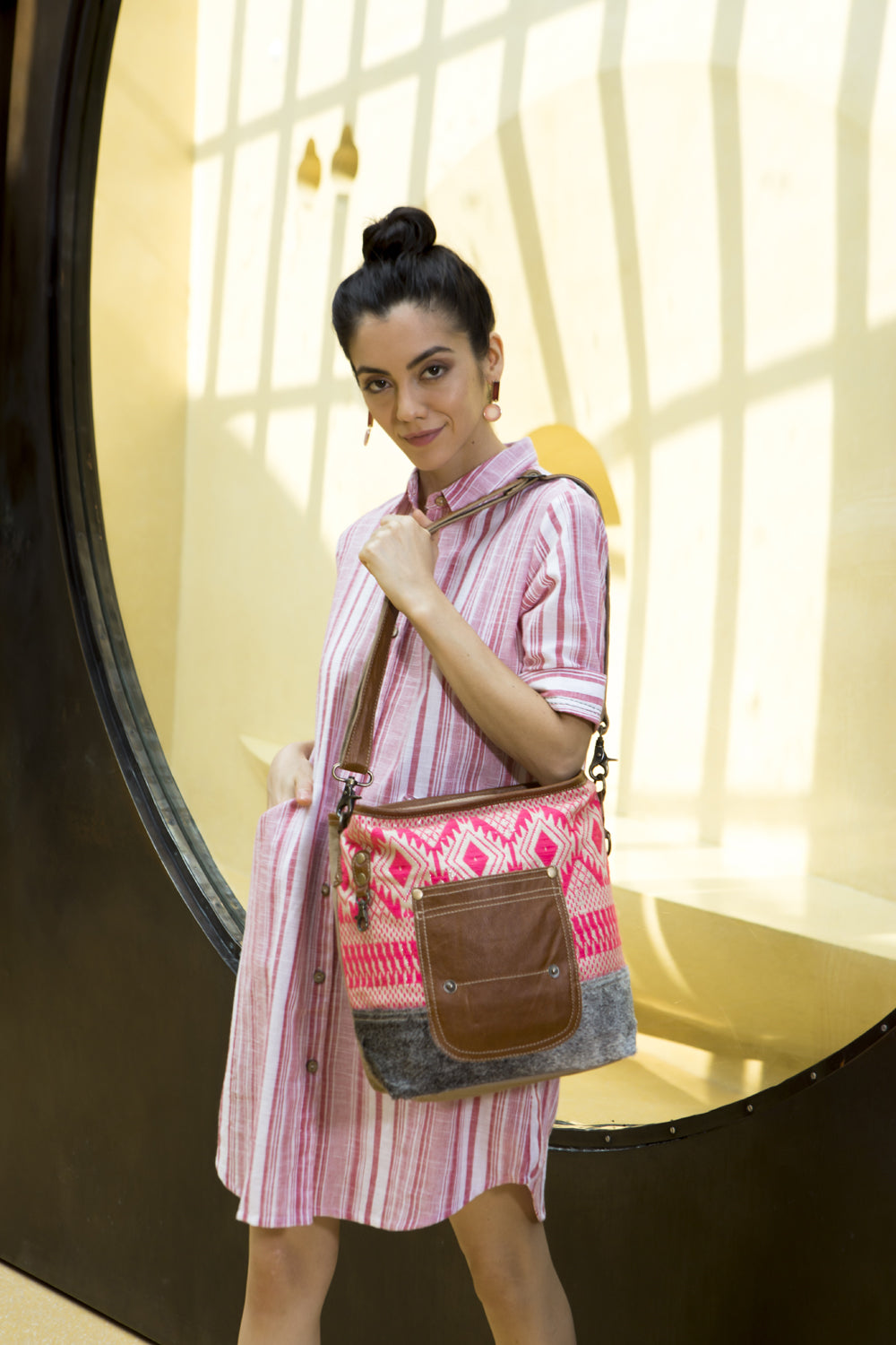 Pinky Dinky Shoulder Bag