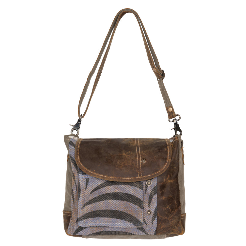 Elegance Icon Shoulder Bag