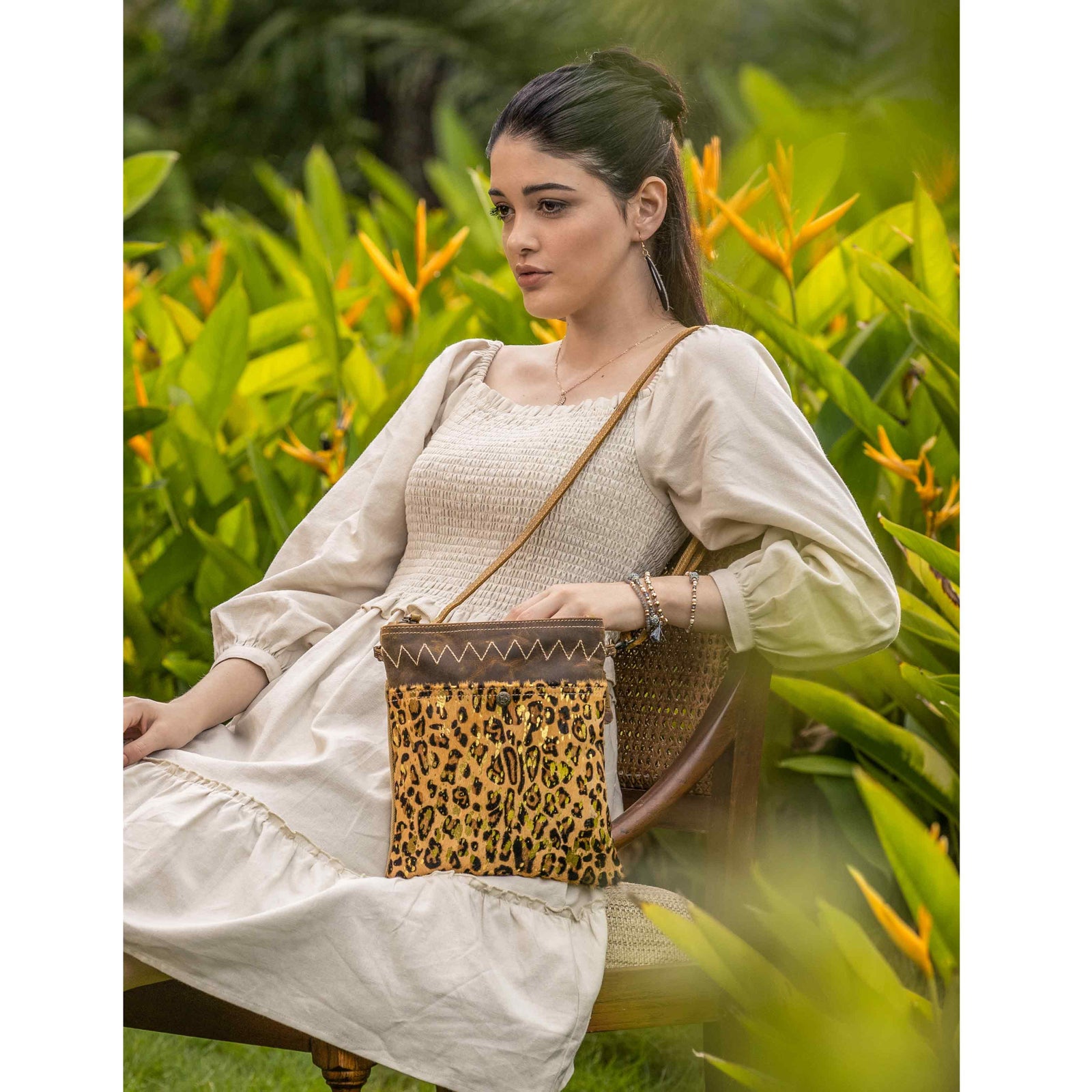 SPIRIT ANIMAL CANVAS AND HAIRON BAG