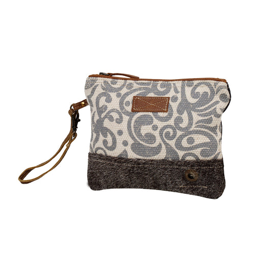 REINVENTION POUCH