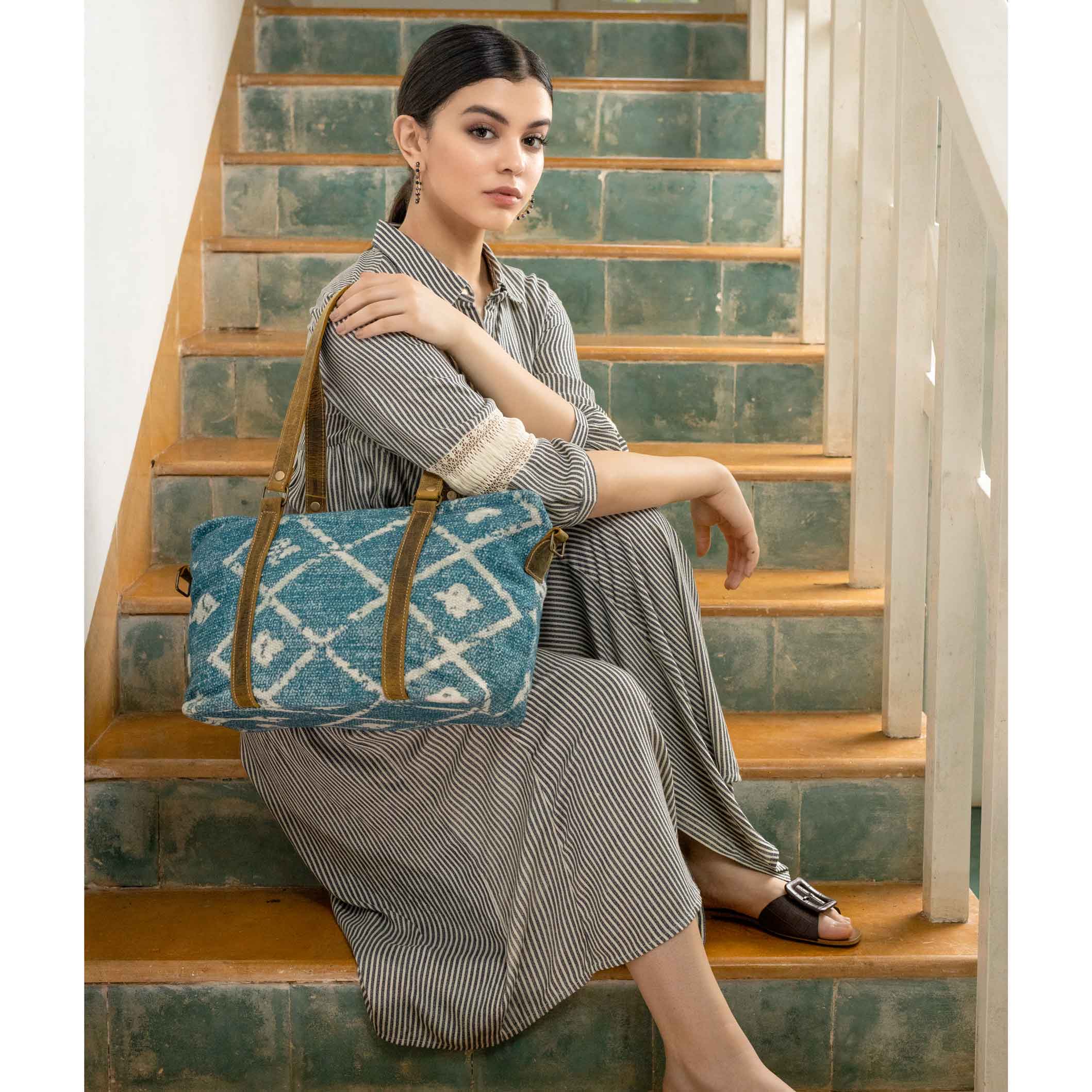 STYLE QUOTIENT MINI DUFFLE