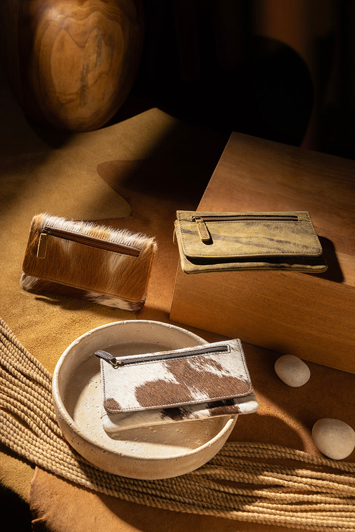 OAK FIRE  LEATHER AND HAIRON WALLET