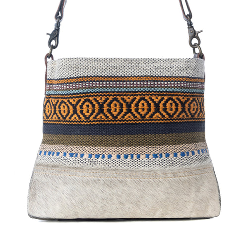 Nuanced Small & Crossbody Bag