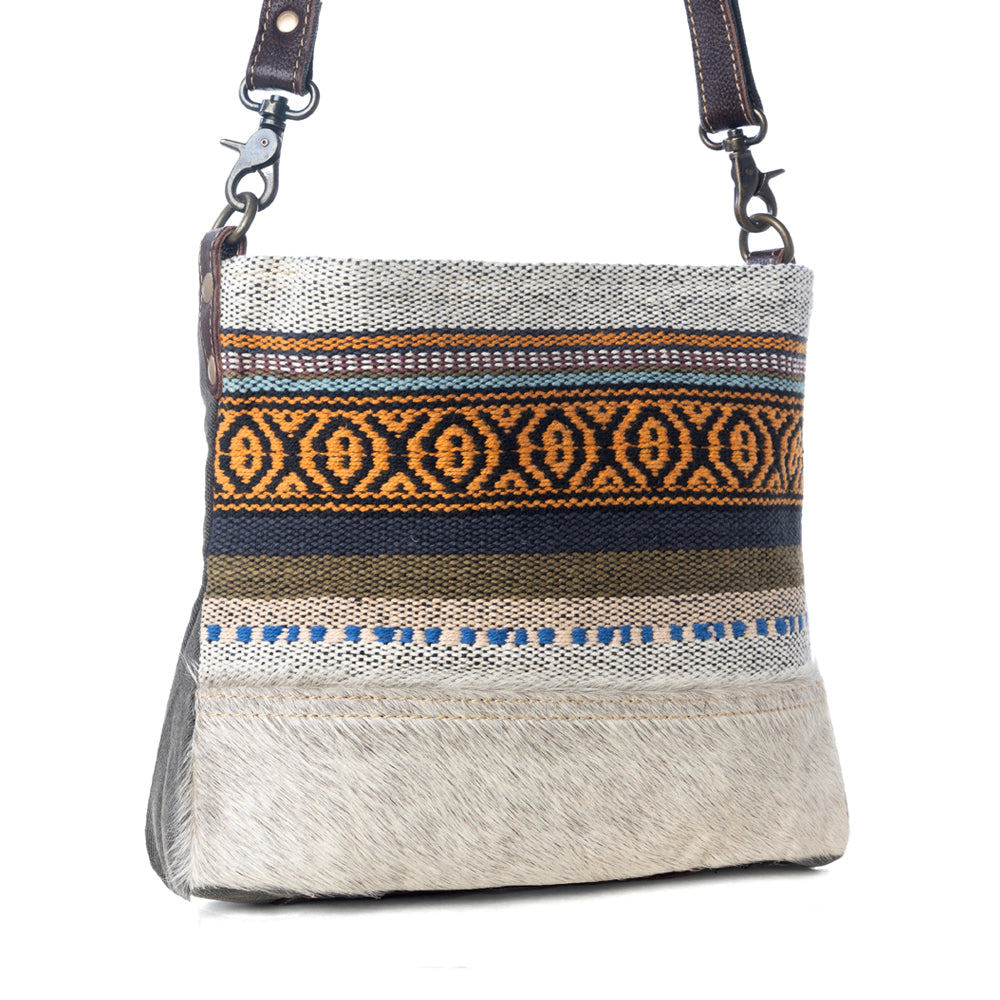 Nuanced Small & Crossbody Bag