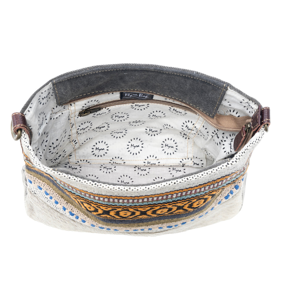 Nuanced Small & Crossbody Bag