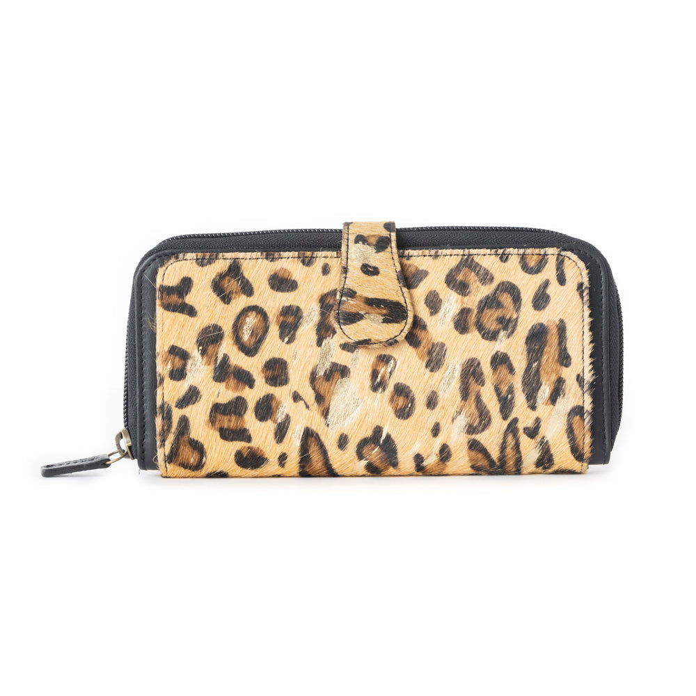 STYLE STATEMENT WALLET