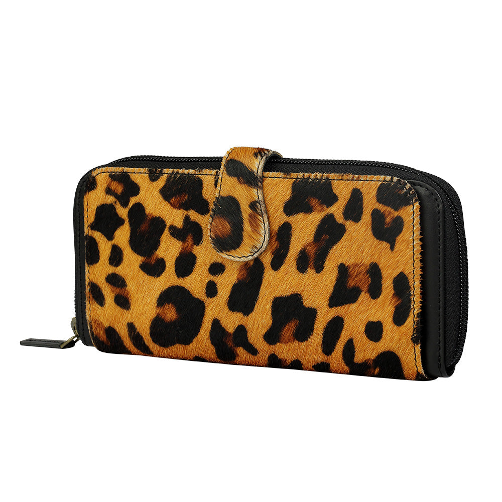 EXQUISITE LEOPARD PRINT WALLET