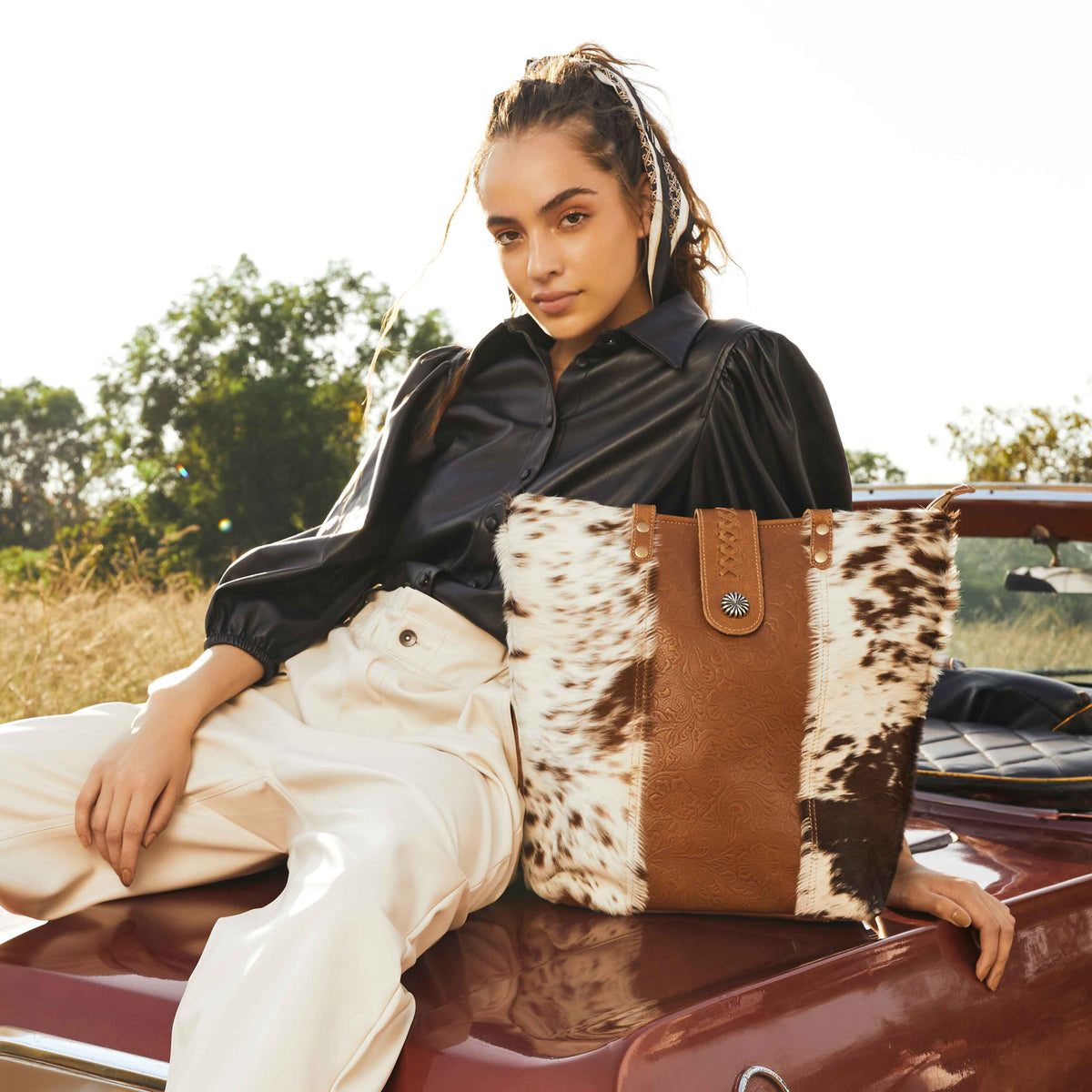 Grizzly bear Canvas & Hairon Bag