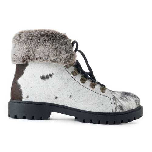 Turbulent Boots