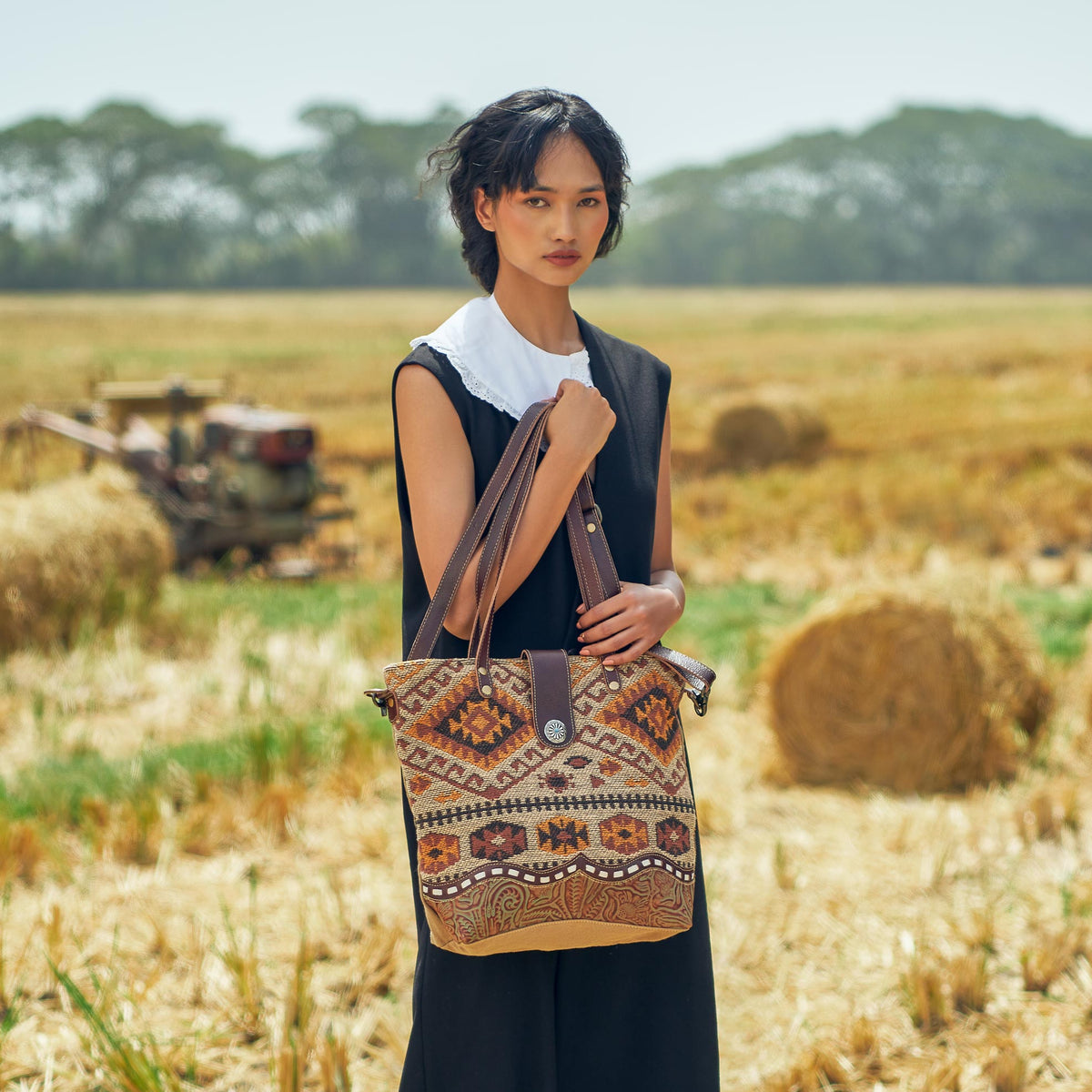 Traditionalistic  Concealed Bag