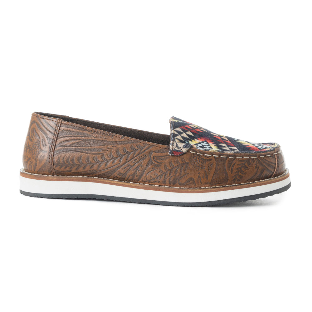 Embossed Footing Sneakers