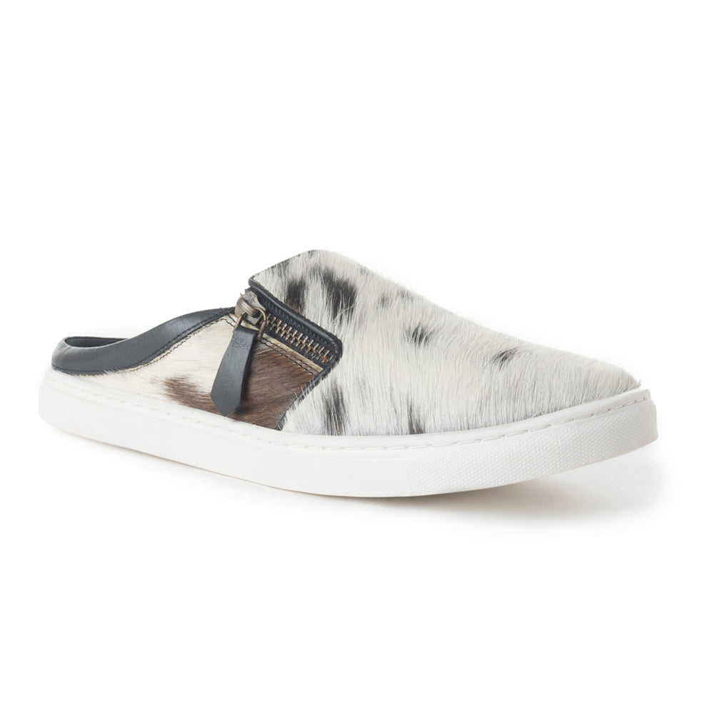 Arctic sneaker
