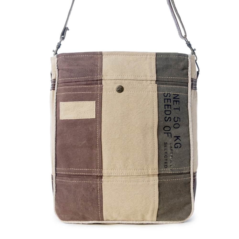 Berrypicking Shoulder Bag