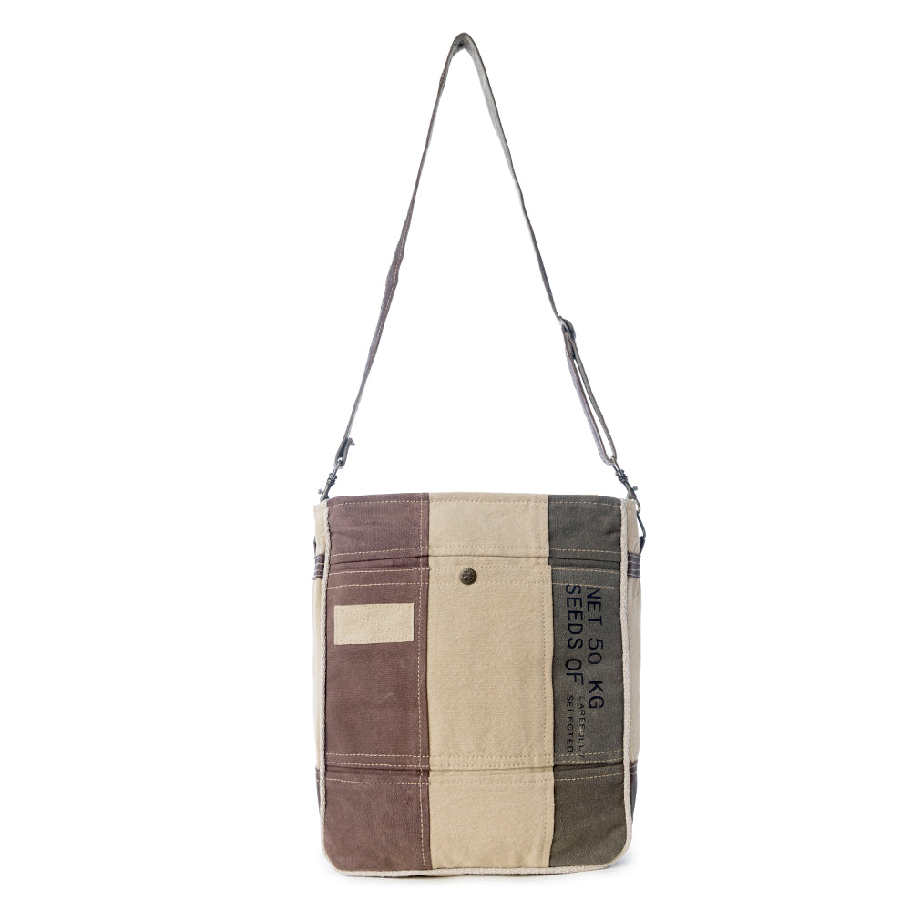 Berrypicking Shoulder Bag