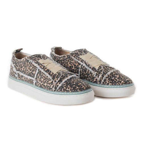 Cosier Sneakers