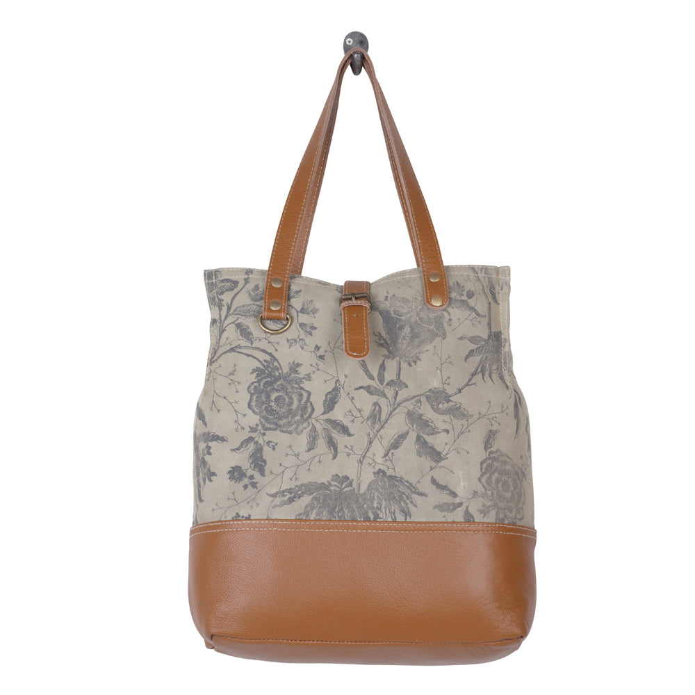 Rugged  fleurs Tote Bag
