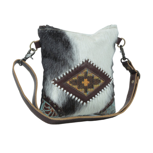 STIRRING CANVAS AND HAIRON BAG