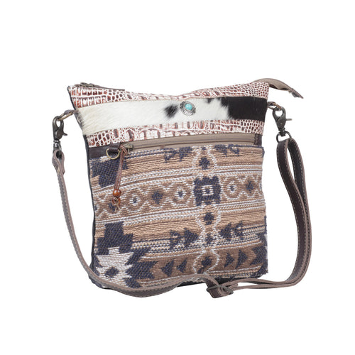 Junoesque Small & Crossbody Bag