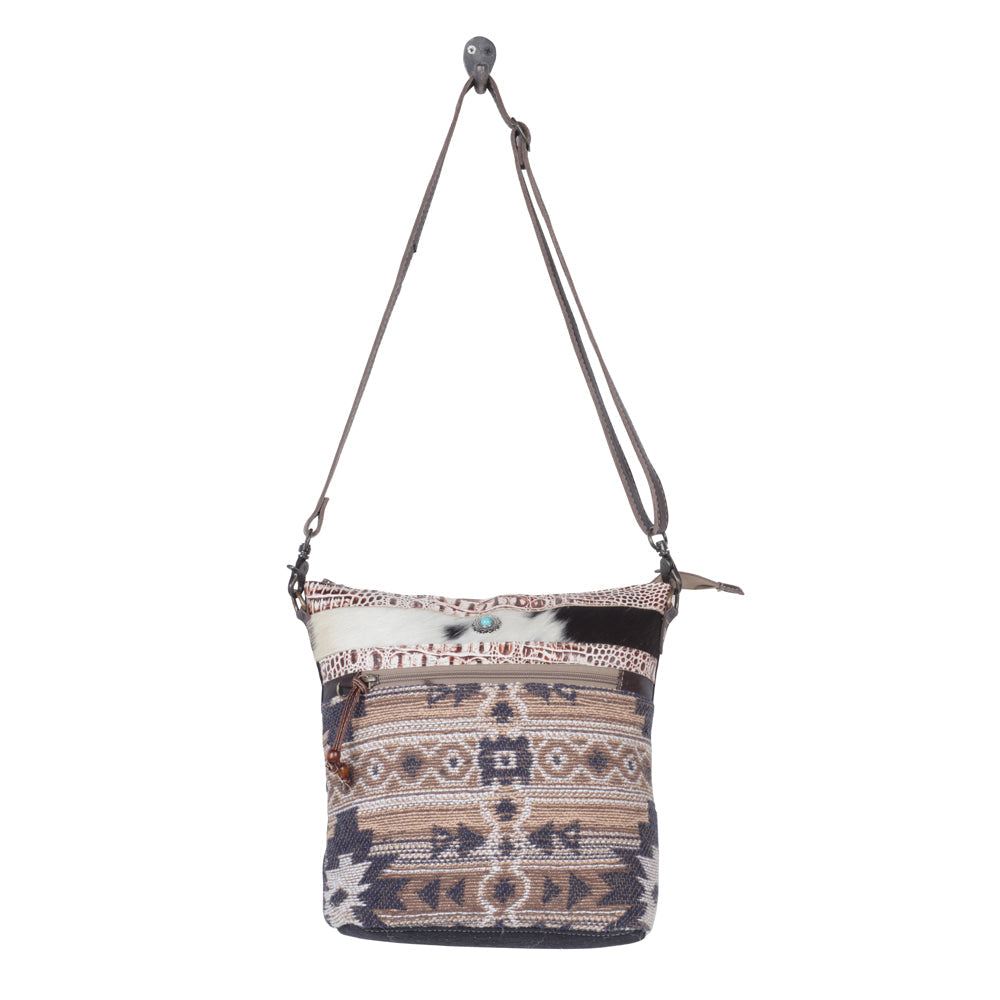 Junoesque Small & Crossbody Bag