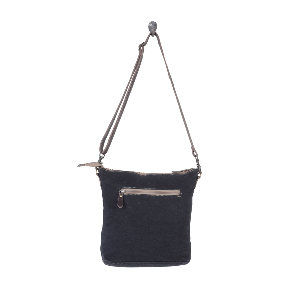 Junoesque Small & Crossbody Bag