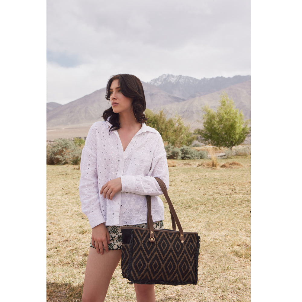 Cinnamon Stuff Small & Crossbody Bag