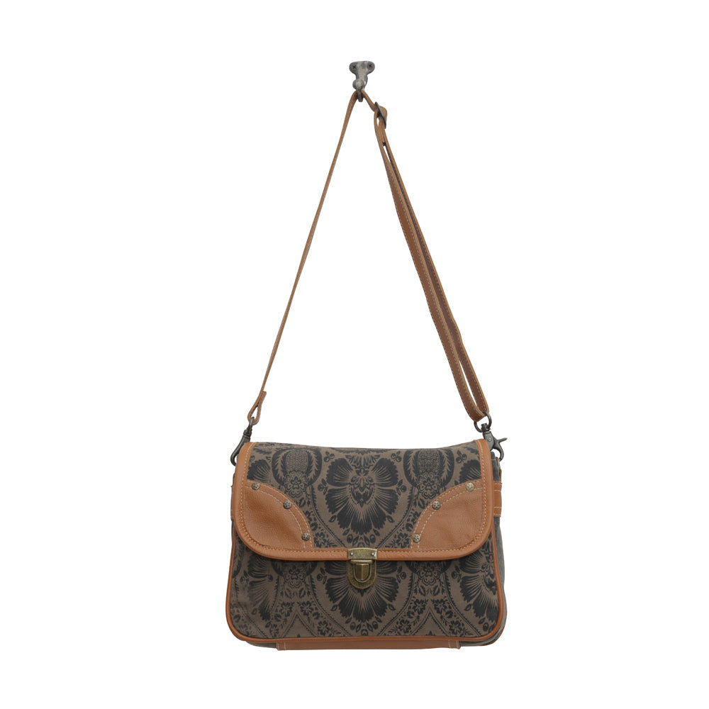 Kairos Messenger Bag