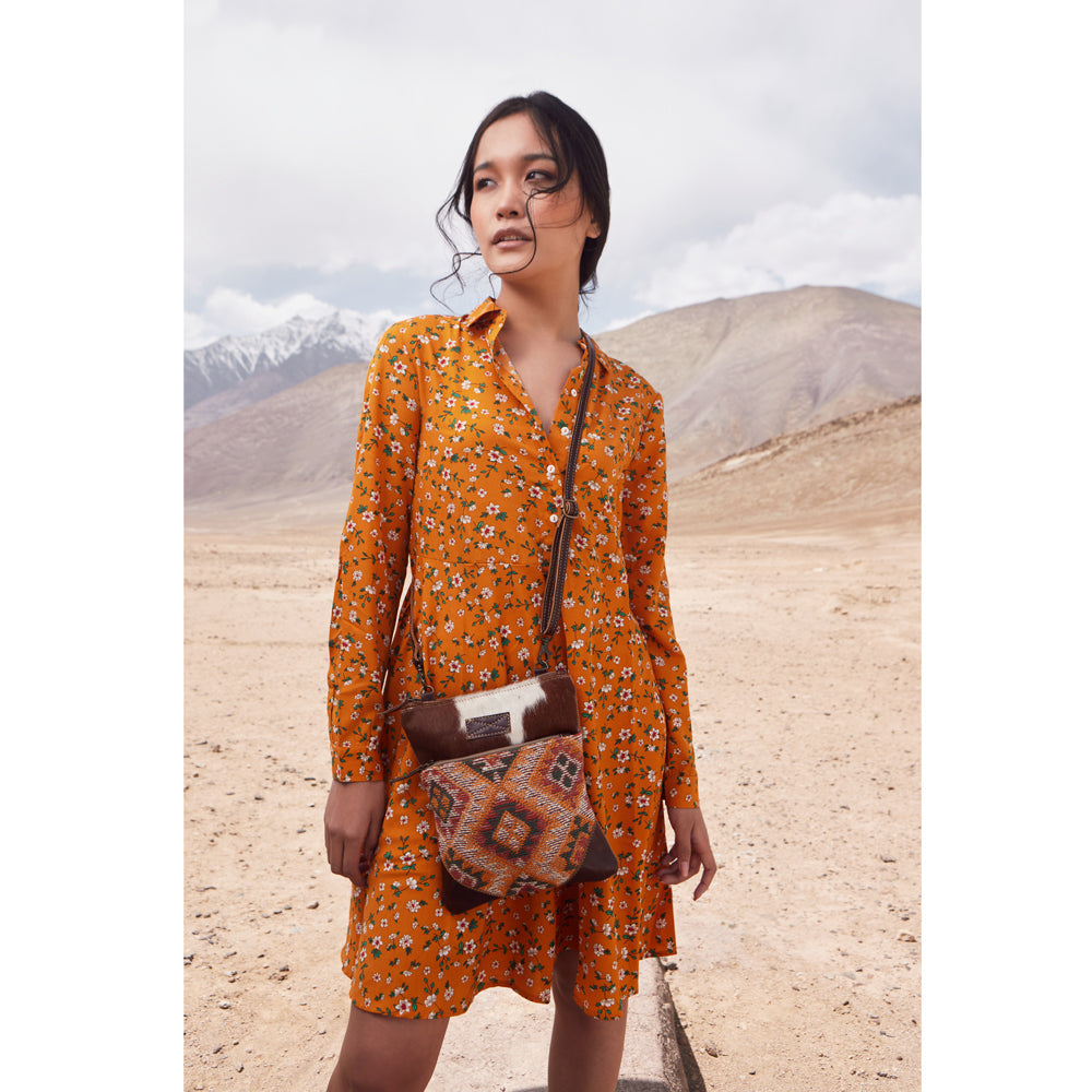 Soft brown Small & Crossbody Bag