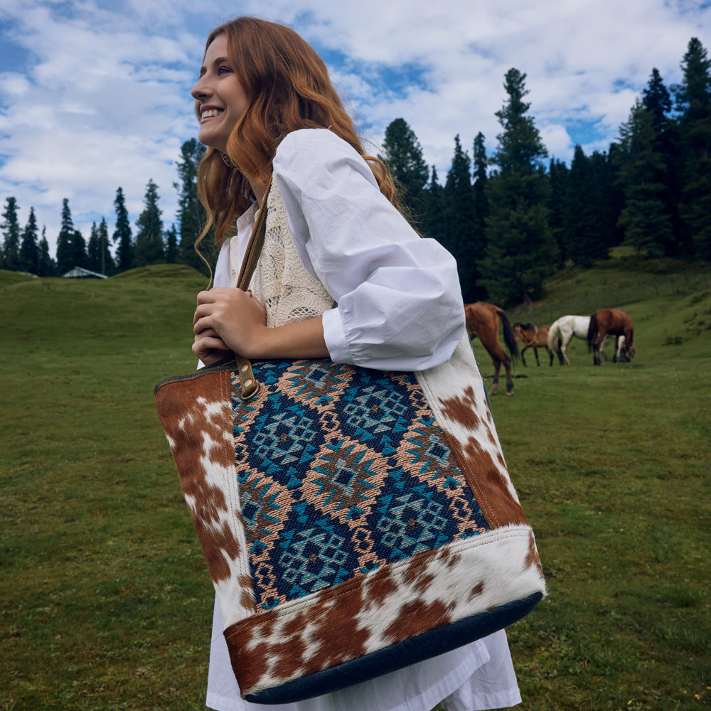 VANESSIA TOTE BAG