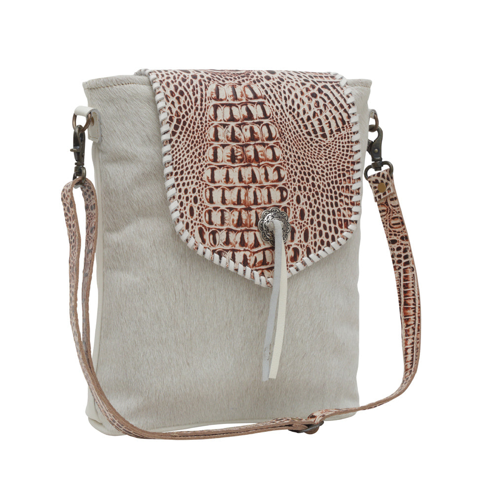 SMOKEY AZTECA LEATHER & HAIRON BAG