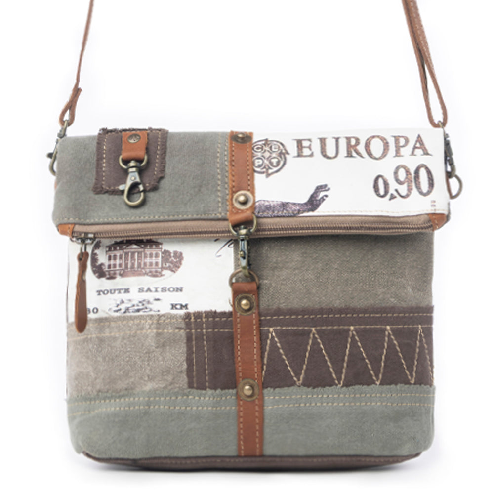 Francais Pathway Flapped Small & Crossbody Bag