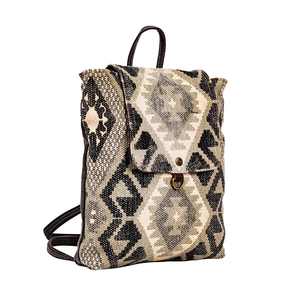 Arrowhead Cliff Backpack Bag
