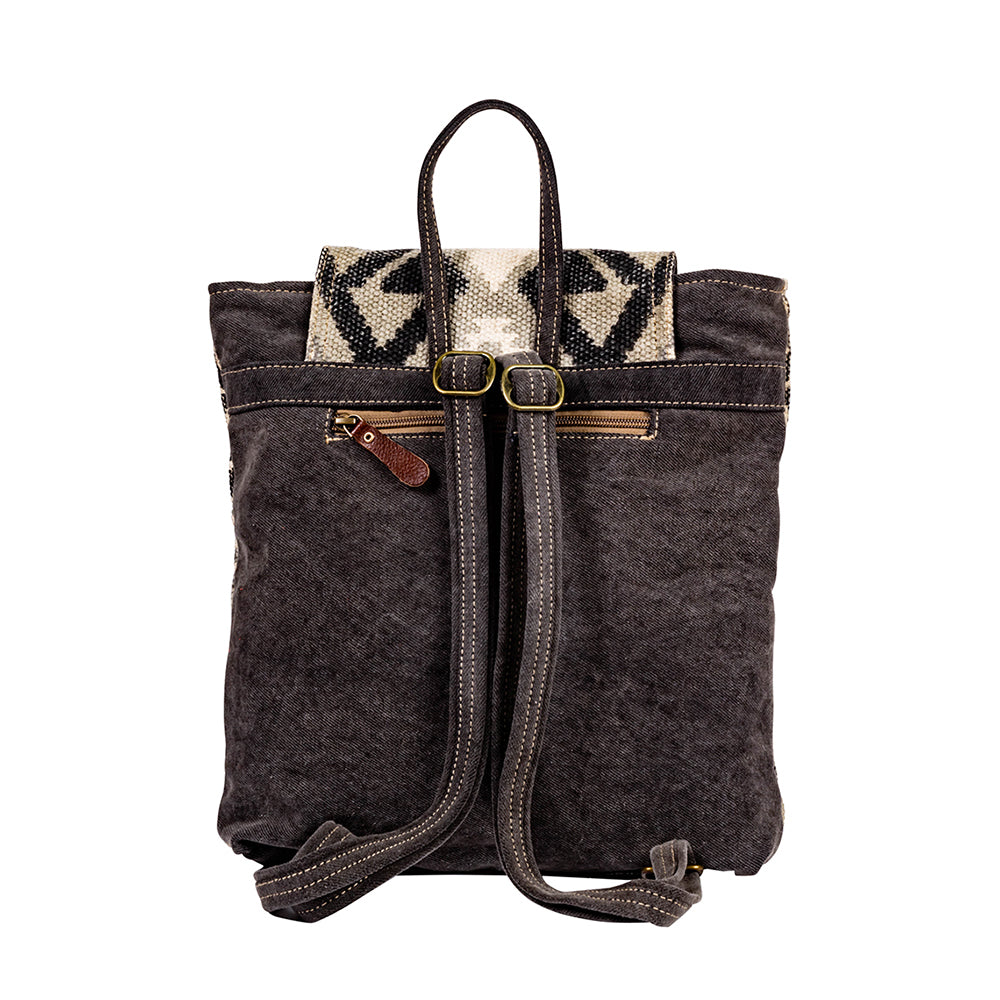 Arrowhead Cliff Backpack Bag
