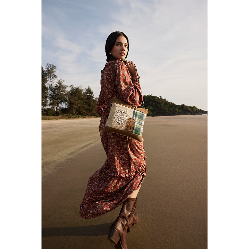 Blue Whales Bay Small & Crossbody Bag