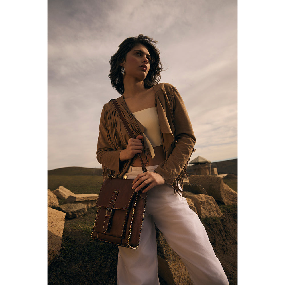 Cinnamon Trail Shoulder Leather Bag