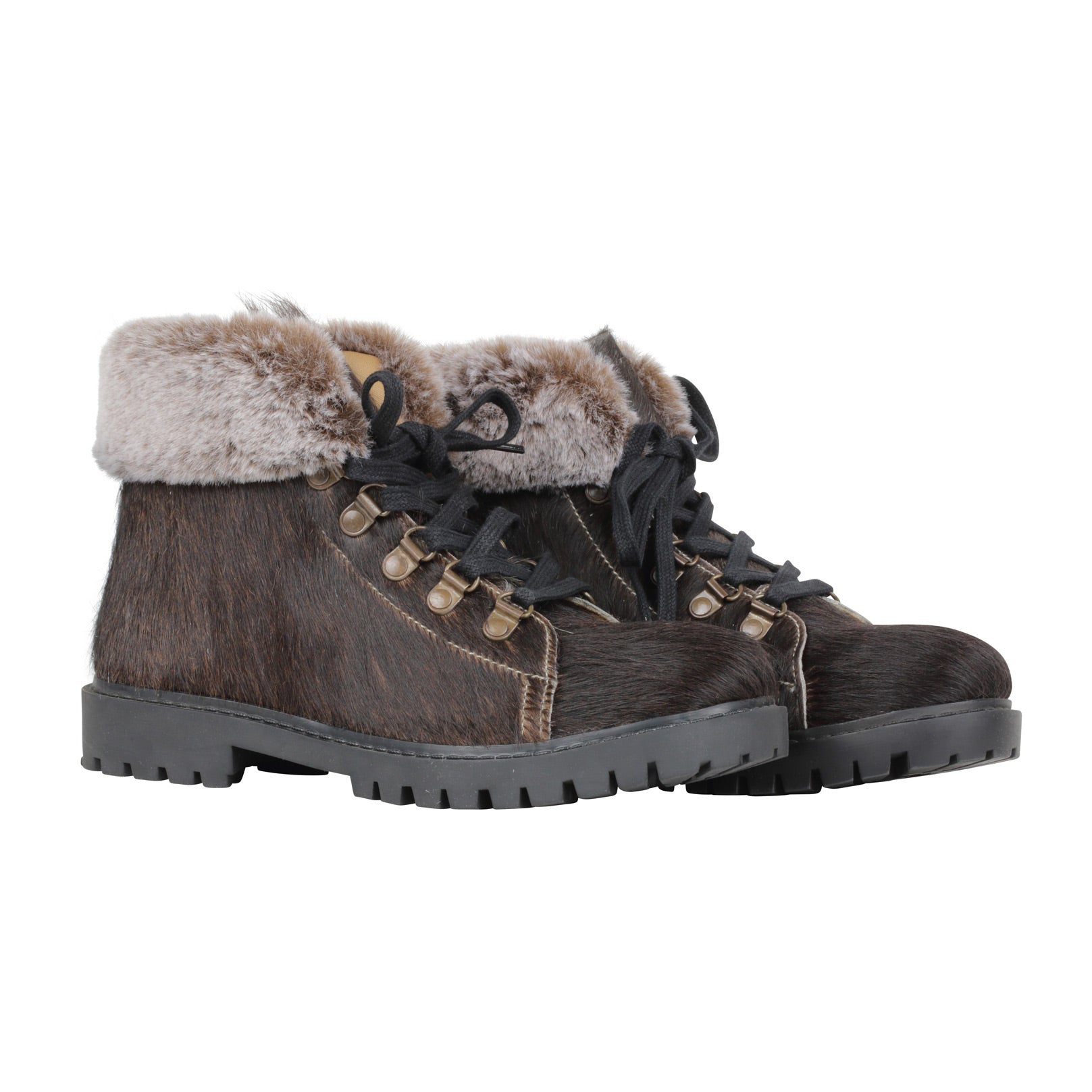 Turbulent Boots