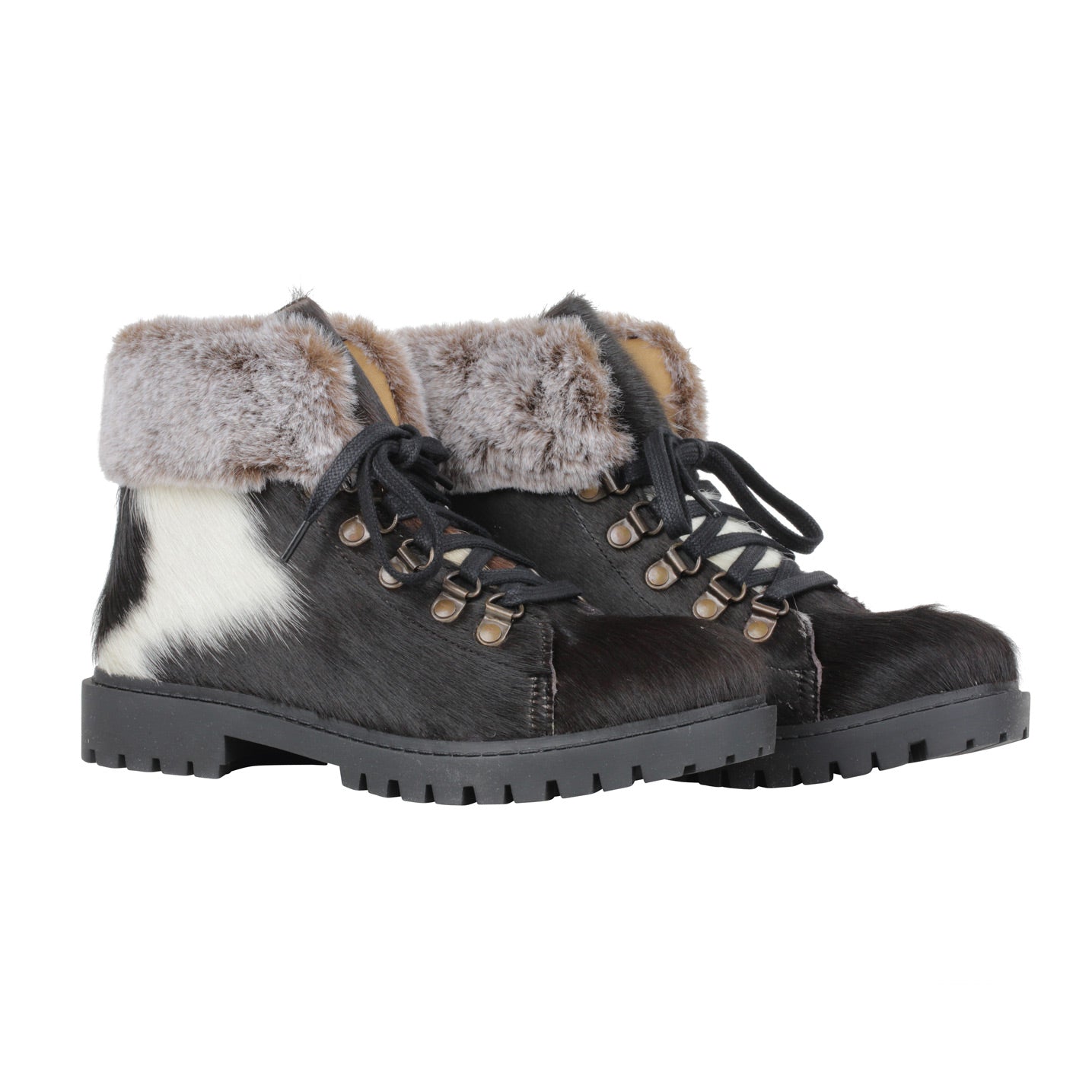 Turbulent Boots