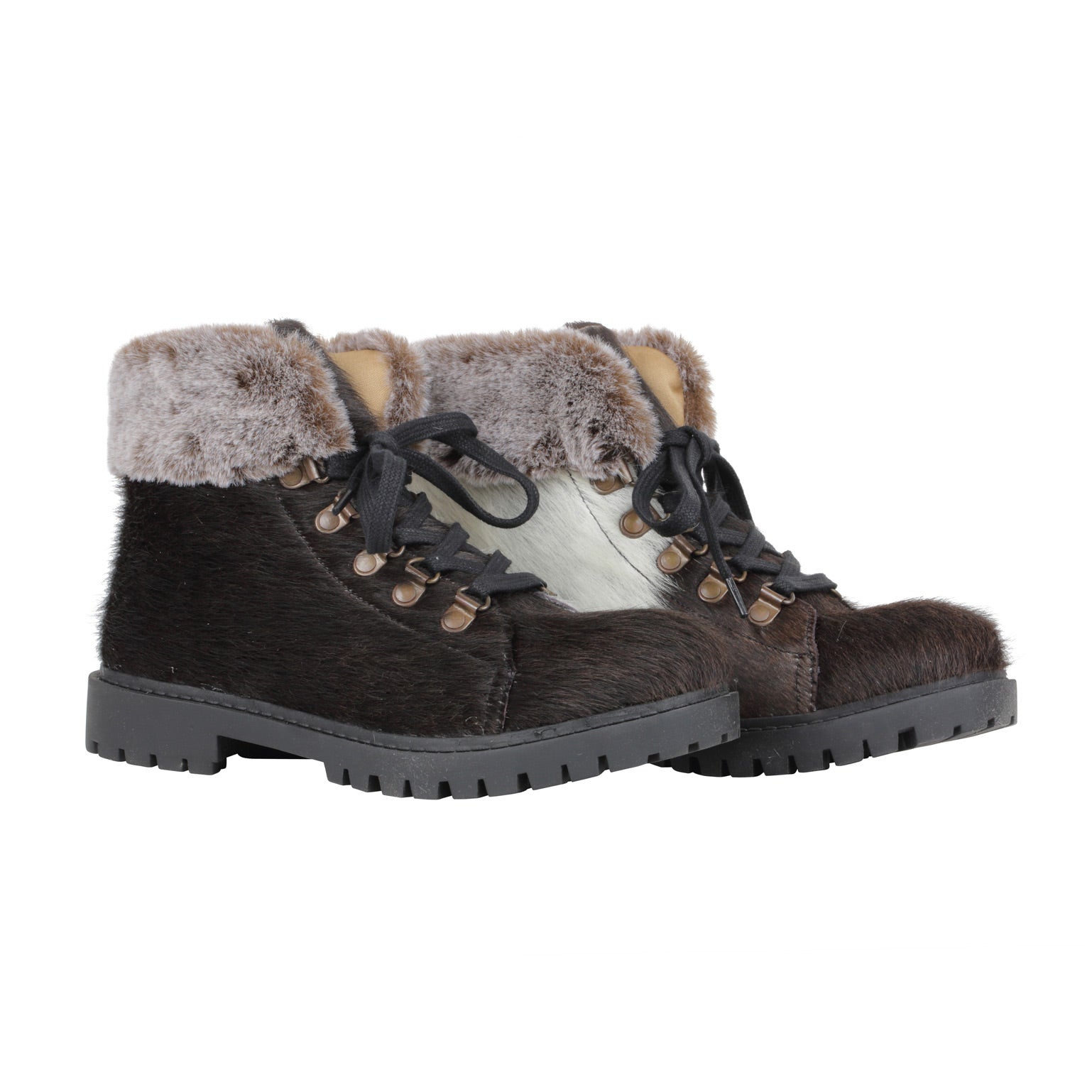 Turbulent Boots
