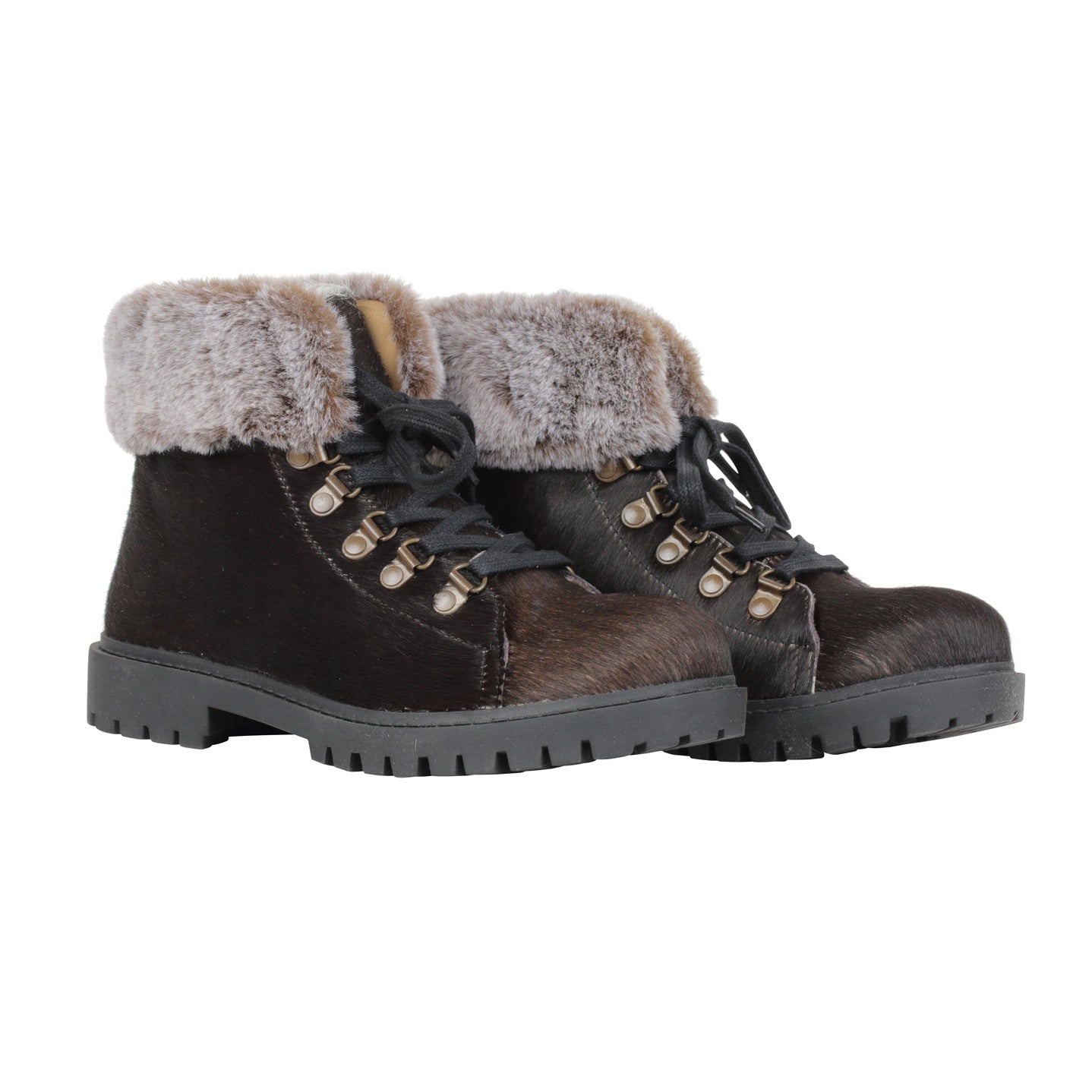 Turbulent Boots