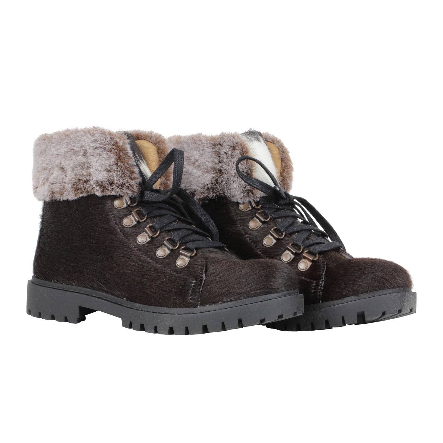 Turbulent Boots
