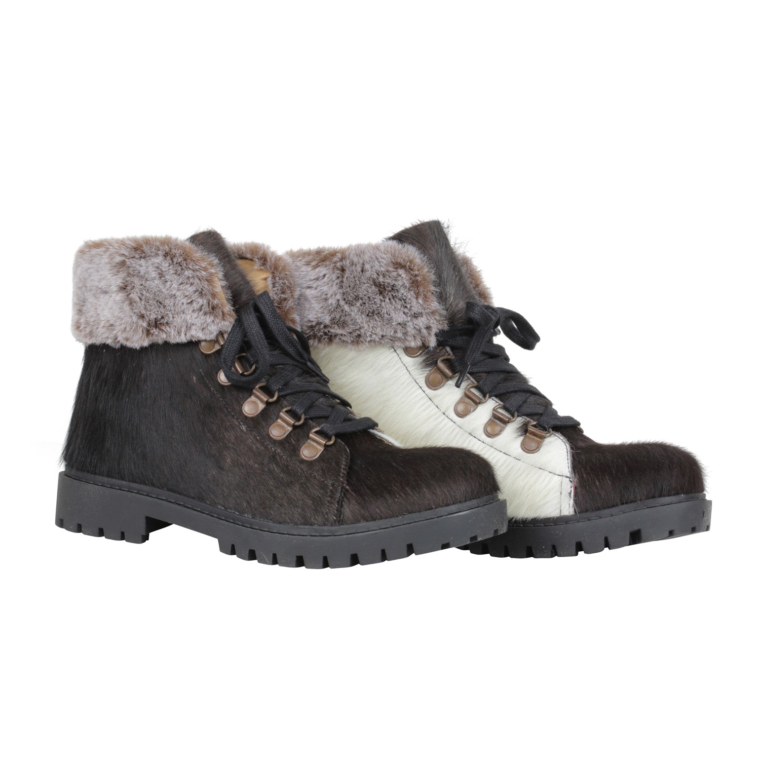 Turbulent Boots