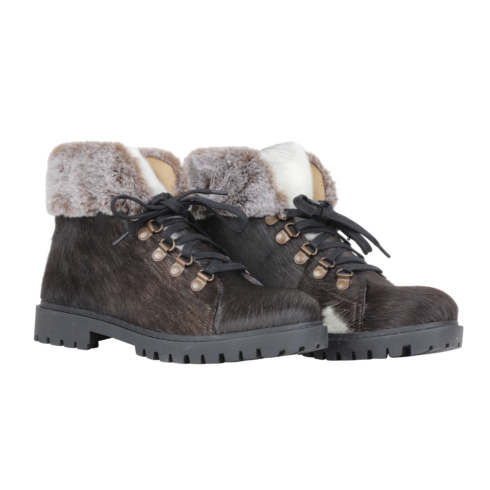 Turbulent Boots