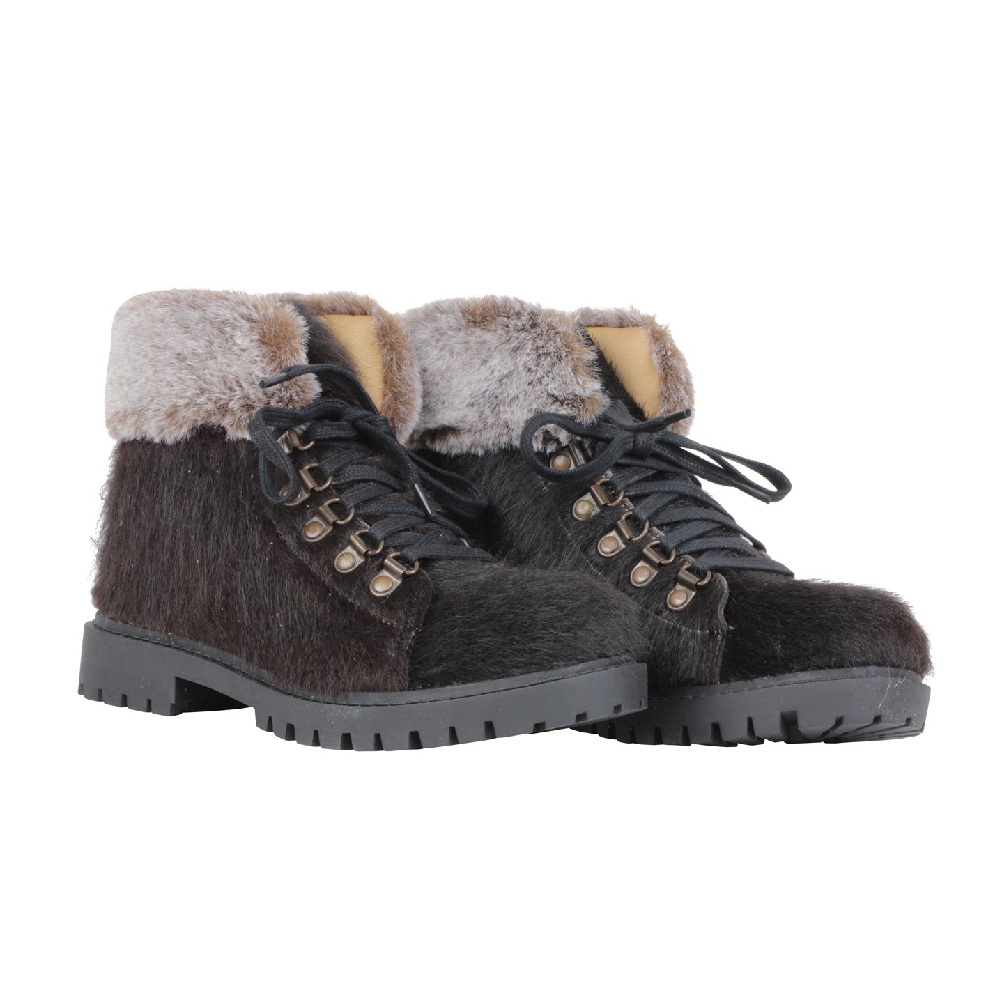 Turbulent Boots